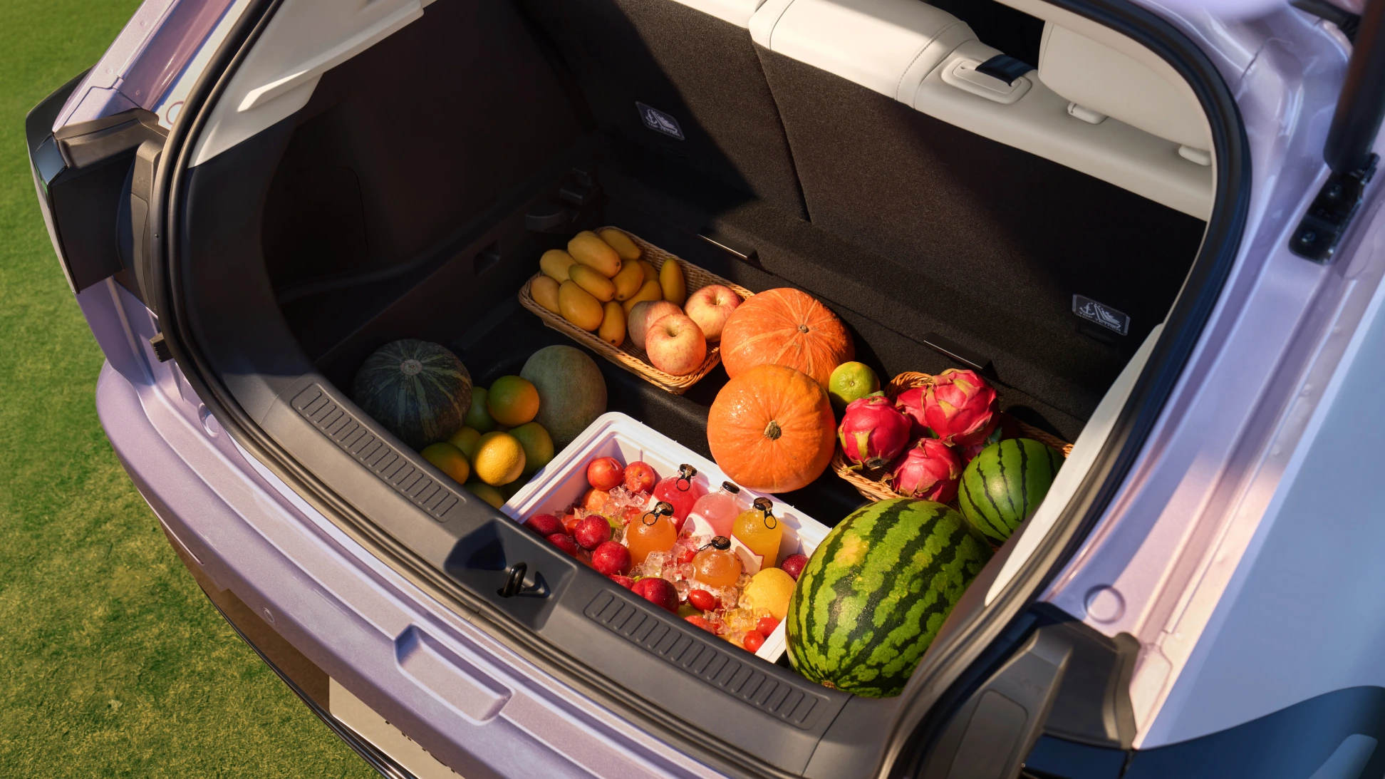 ARCFOX T1 flexible trunk storage